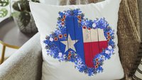 Texas bluebonnets kitchen towel for gifts, Texas state flower kitchen decor, cute Texas gifts for women, floral Texas flag hand towel for