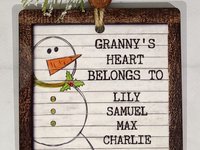grandmas heart belongs to grandkids ornament snowmen ornaments personalized Christmas gifts for grandma, family ornament, stocking stuffers