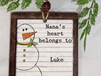 grandmas heart belongs to grandkids ornament snowmen ornaments personalized Christmas gifts for grandma, family ornament, stocking stuffers