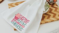cute cupcake kitchen towels, cake baker gifts for her, Galentines day gifts for best friends, funny cupcake kitchen decor, bridal shower