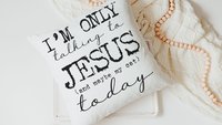 I'm only talking to Jesus today Christian throw pillow for chair, cute Christmas gifts for cat lovers, funny cat throw pillow covers 18x18