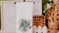 let everything that has breath praise the Lord Bible verse kitchen towel, Psalm 150:6 scripture kitchen decor, cute hummingbird Christian