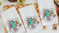 let everything that has breath praise the Lord Bible verse kitchen towel, Psalm 150:6 scripture kitchen decor, cute hummingbird Christian