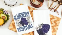 blackberry festival kitchen towels, fruit kitchen decor, blackberry gifts, summer kitchen accessories, cute hand towels bathroom set, powder