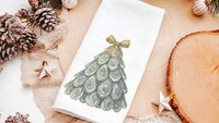 oyster shell Christmas tree kitchen towels for winter, oyster Christmas home decor gifts for Mom, oyster shell Christmas wreath hand towels