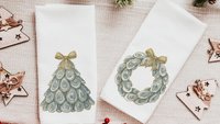 oyster shell Christmas tree kitchen towels for winter, oyster Christmas home decor gifts for Mom, oyster shell Christmas wreath hand towels