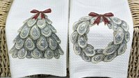 oyster shell Christmas wreath throw pillows for bedroom, coastal Christmas kitchen accessories, oyster Christmas hand towels for bathroom