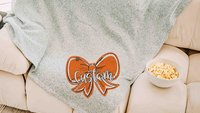 Personalized carolina blue coquette bow name blanket, college gifts for best friend, trendy aesthetic throw blankets for college apartment
