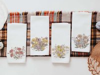CapableByDesign Birth flower of the year set of 12 towels
