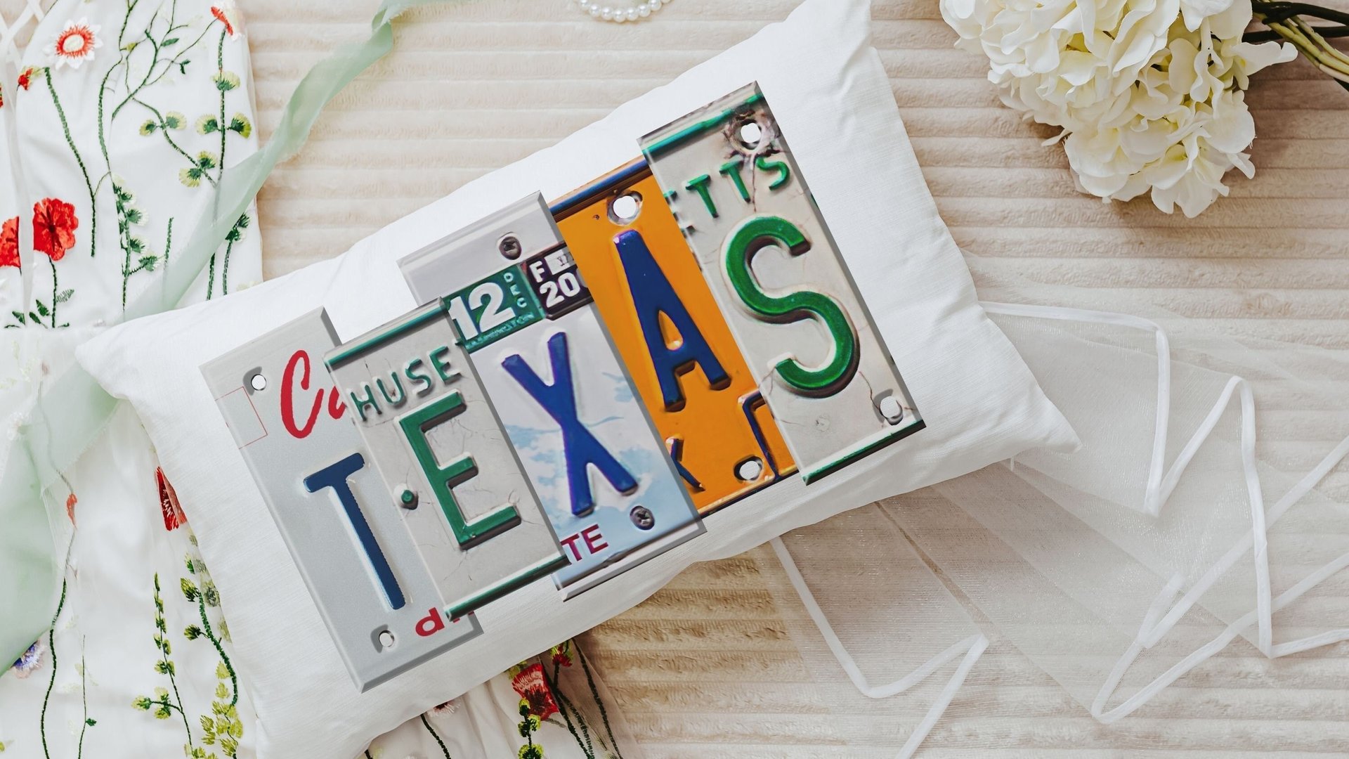 custom license plate state throw pillows for couch, realtor closing gift for buyers, Arizona gifts, bungalow decor, moving away gift for