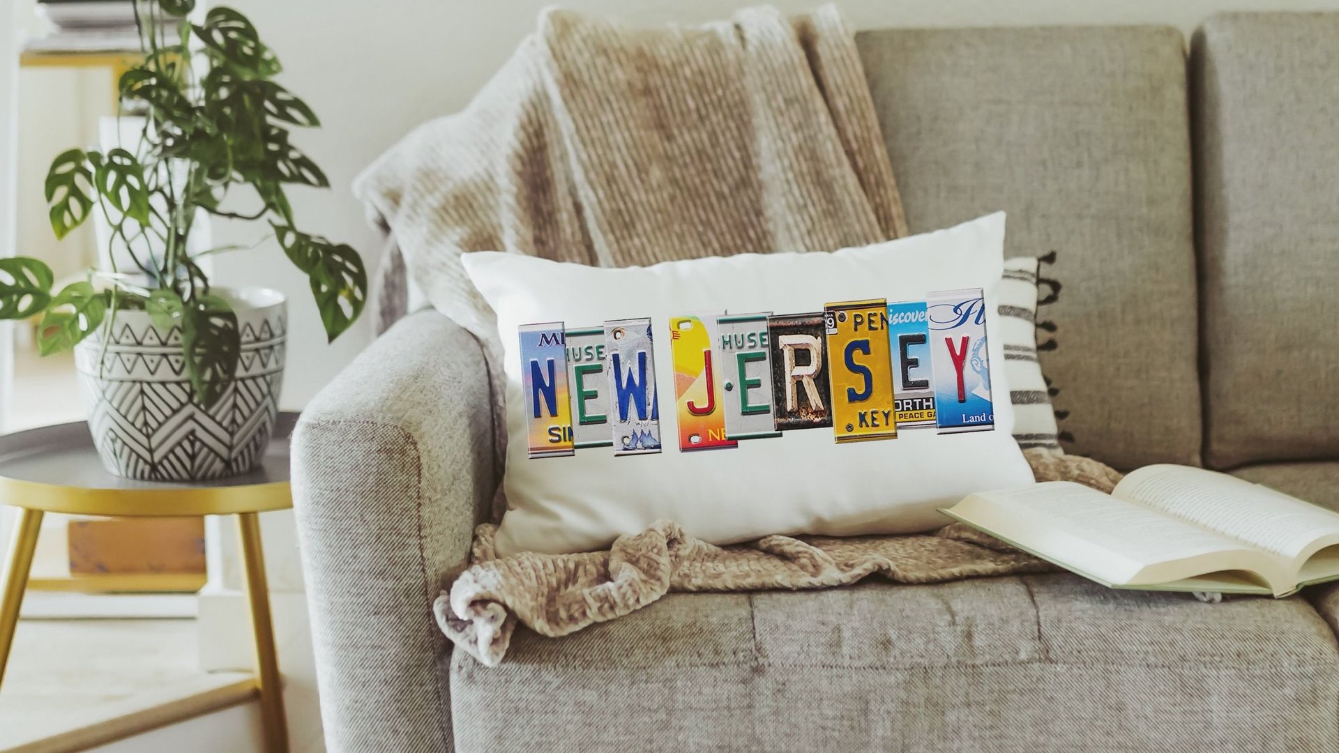 custom license plate state throw pillows for couch, realtor closing gift for buyers, Arizona gifts, bungalow decor, moving away gift for