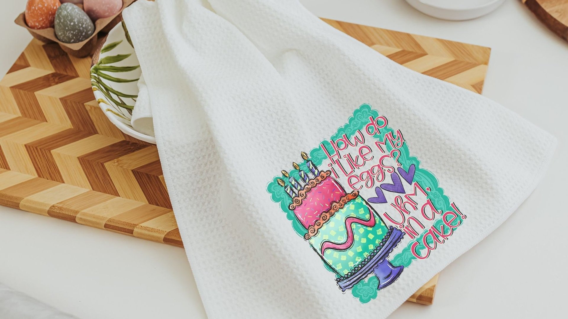 cute cupcake kitchen towels, cake baker gifts for her, Galentines day gifts for best friends, funny cupcake kitchen decor, bridal shower