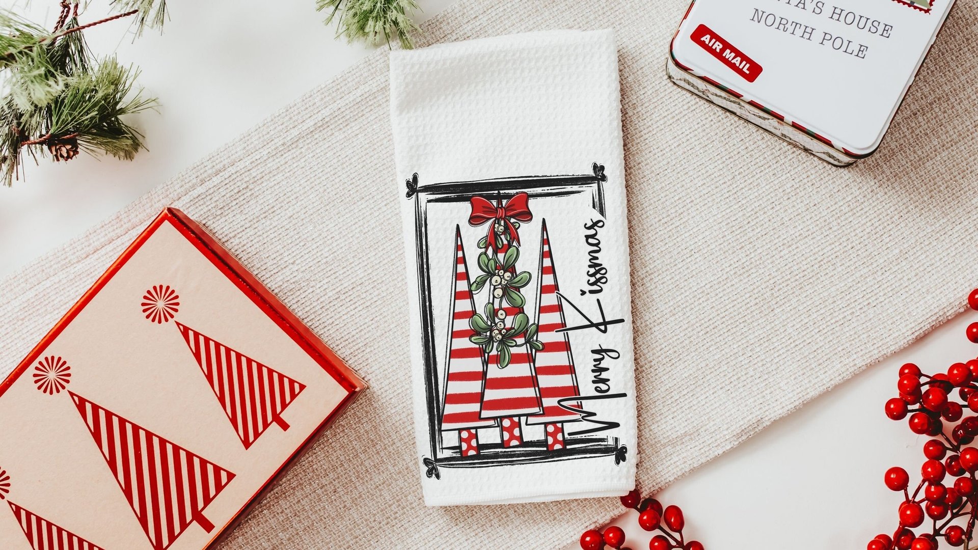 merry kissmas Christmas kitchen towels, cute Christmas housewarming gifts for couple, candy cane Christmas tree Christmas kitchen hand towel