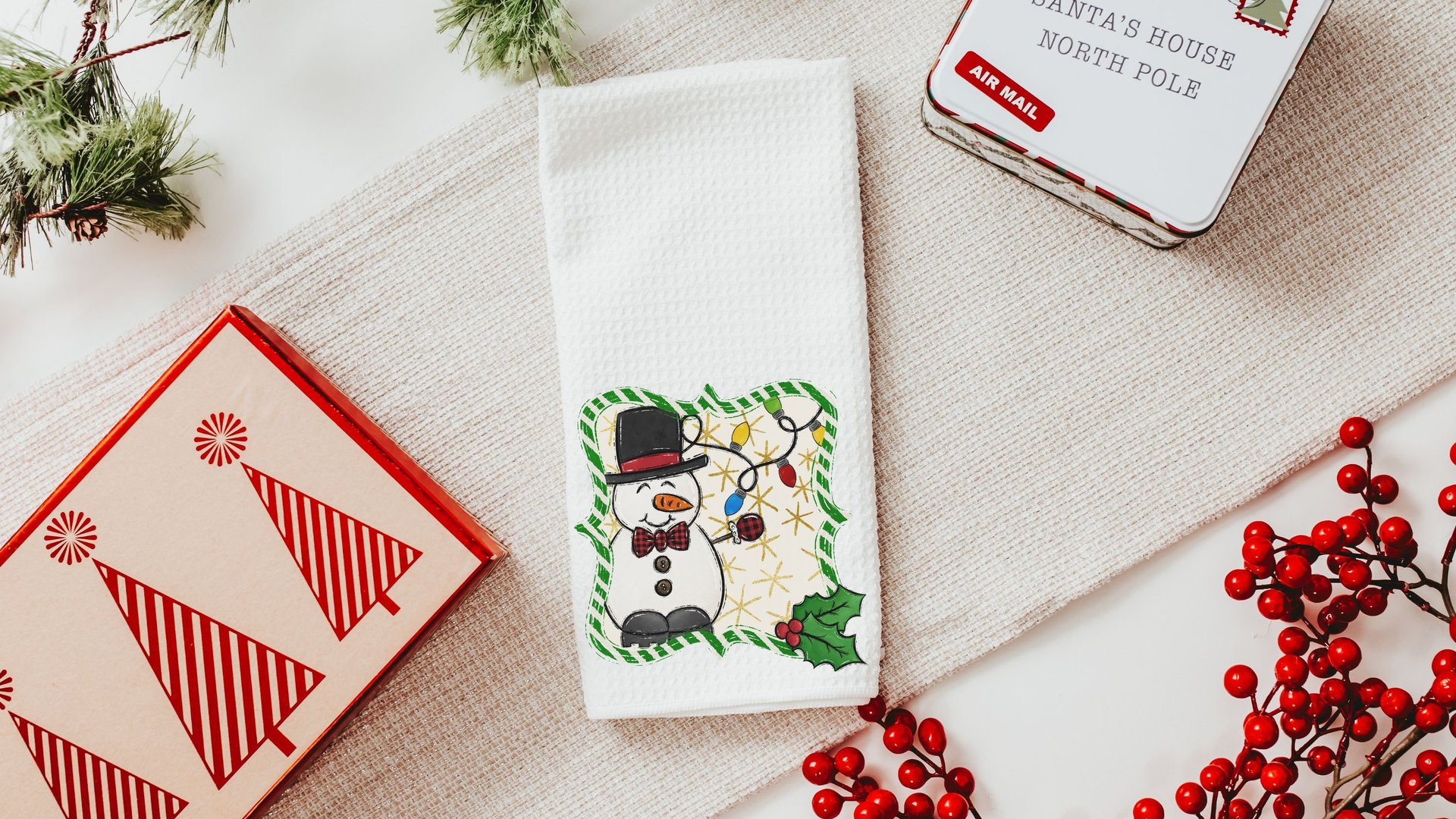 mr and mrs snowman kitchen towels for Christmas, holiday hosting decor home decor gift for couple, newlywed stocking stuffers for adults