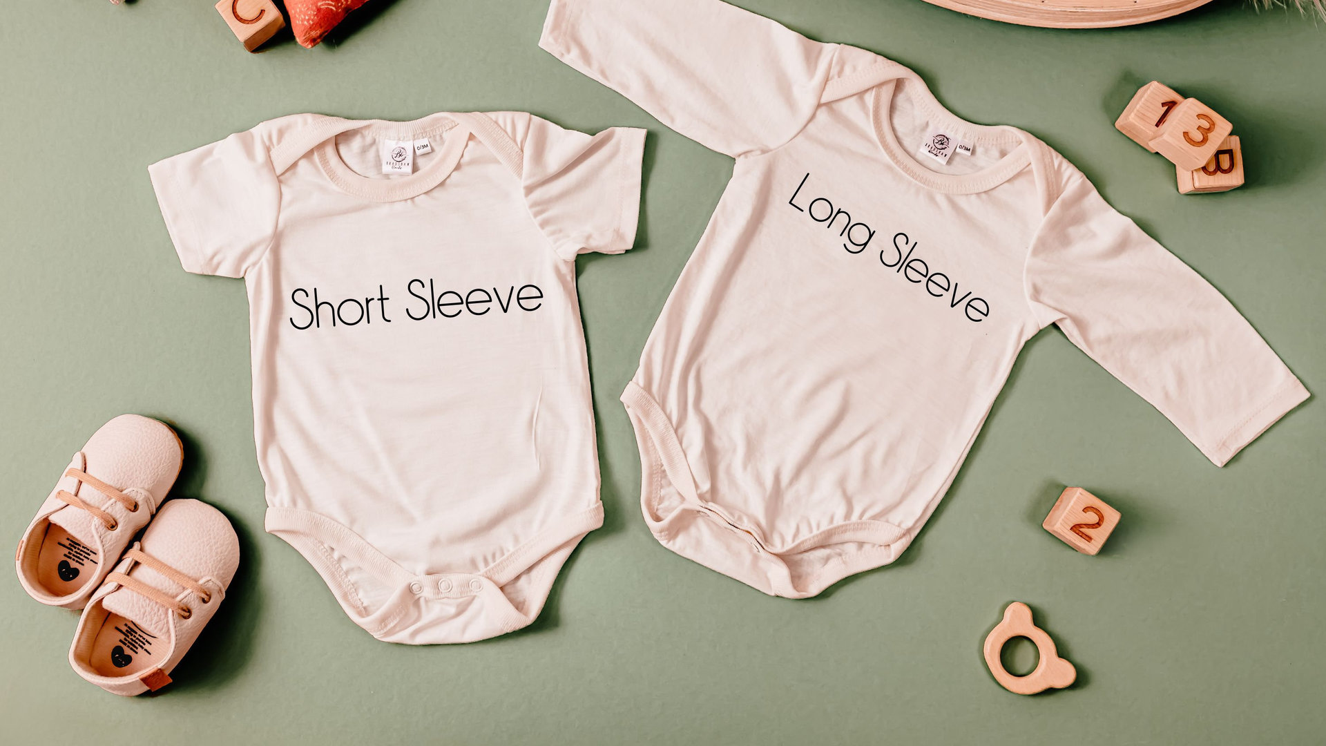 Texas bluebonnets baby girl layette set, Texas state flower baby bibs girl, cute Texas baby gift girl, floral Texas baby bodysuit bundle