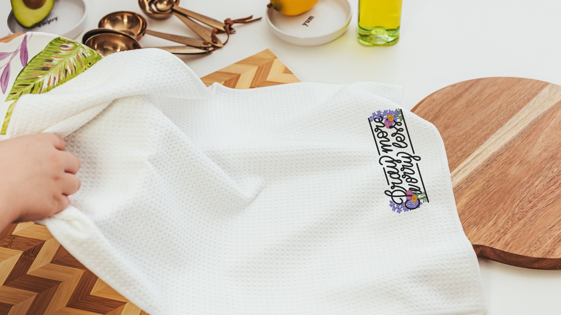 make today amazing inspirational kitchen towels for Mom, floral kitchen decor, wildflower kitchen hand towels, bridal shower kitchen gifts