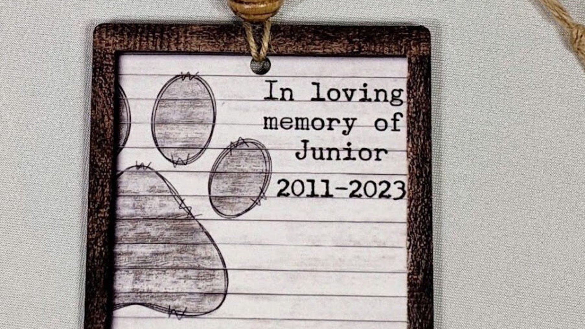 paw print ornament personalized in memory of pet gift, sympathy gifts for loss of pet loss gift for kid, pet memorial ornament wood, pet mom