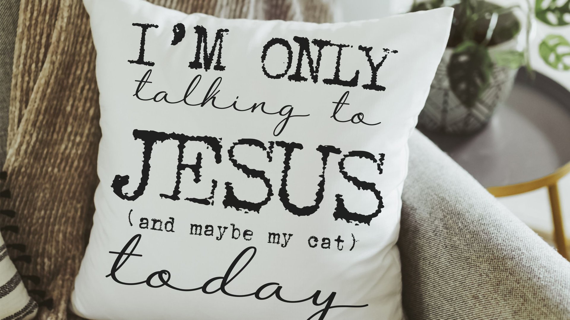 I'm only talking to Jesus today Christian throw pillow for chair, cute Christmas gifts for cat lovers, funny cat throw pillow covers 18x18