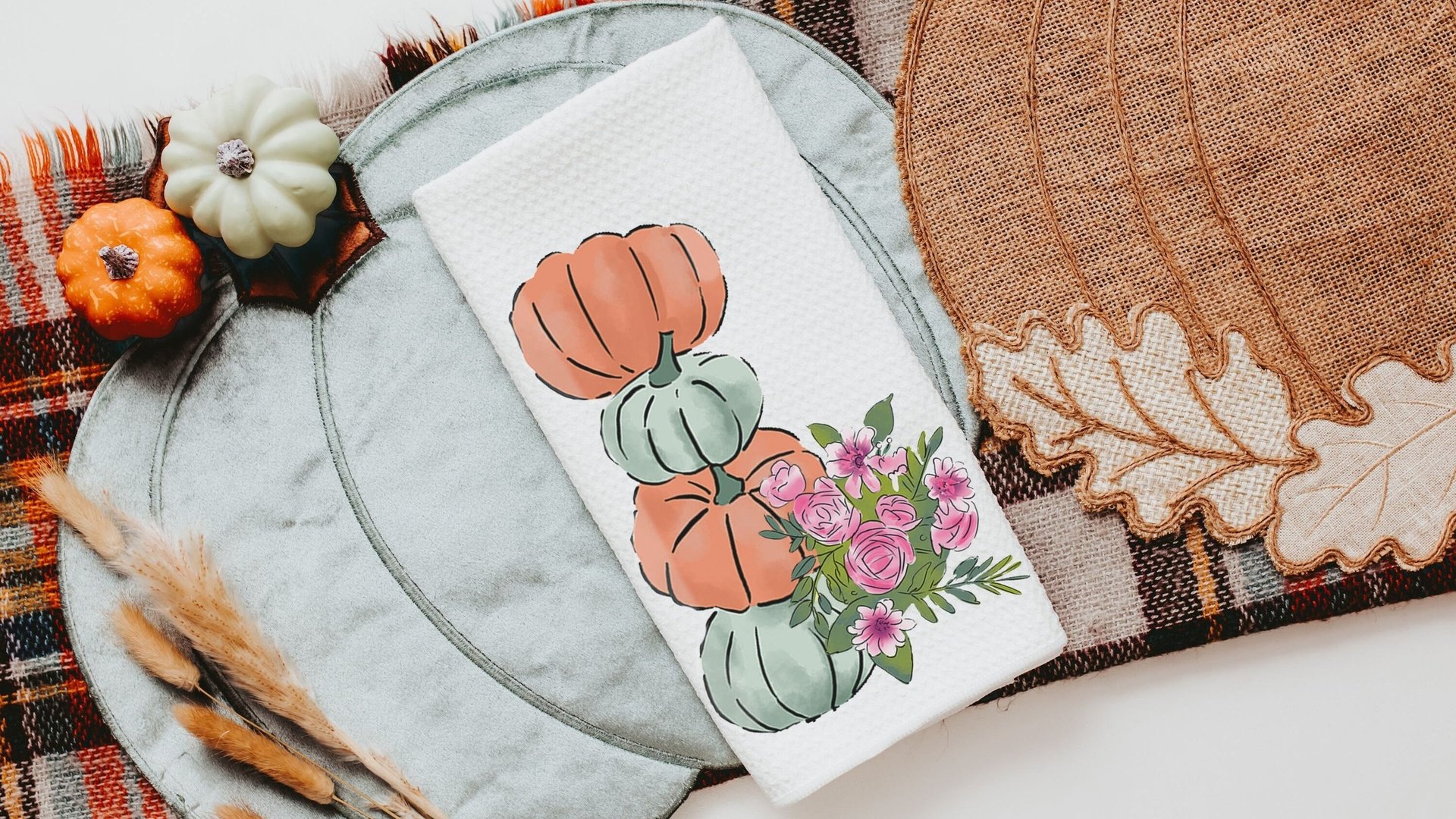 sage green pumpkin kitchen towels for friends, autumn kitchen decor for fall floral hand towels for bathroom, Thanksgiving hostess gifts for