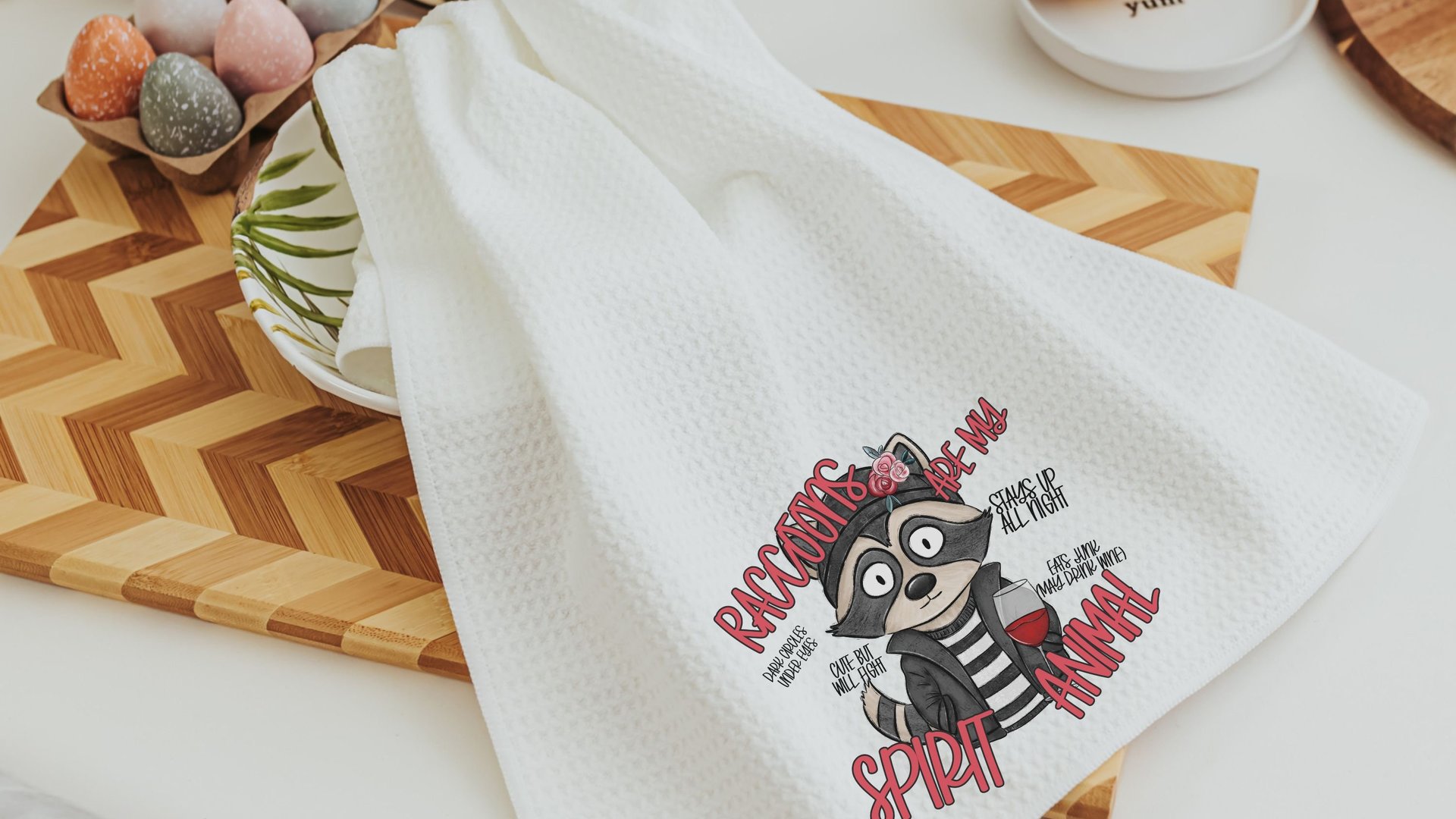 spirit animal funny kitchen towels for women, sarcastic gifts for her, raccoon kitchen hand towels for bathroom, raccoon gifts, sassy