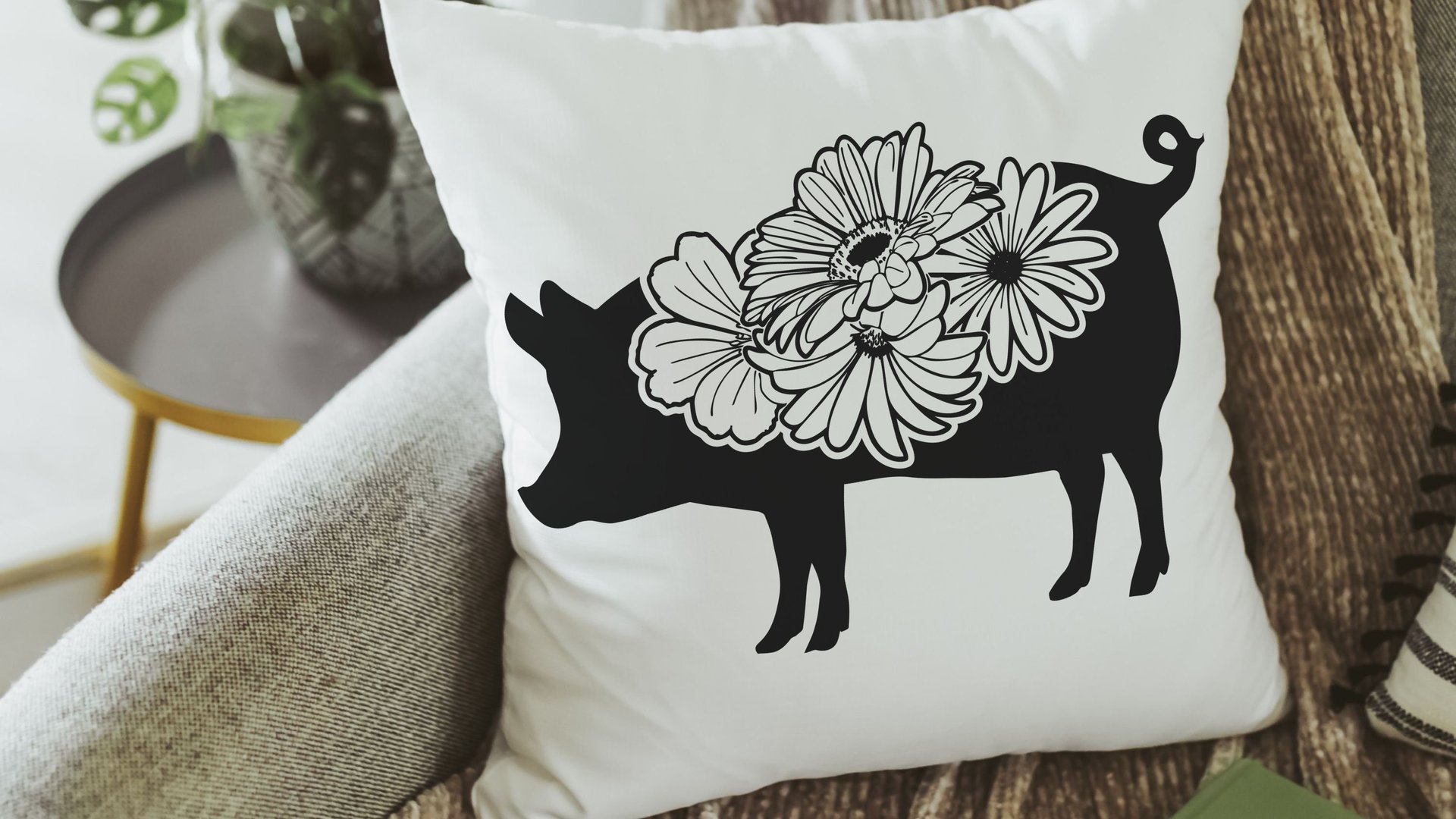 floral pig throw pillows for couch, black and white farmhouse decor living room throw pillow covers 18x18, cute pig gifts for pig lovers