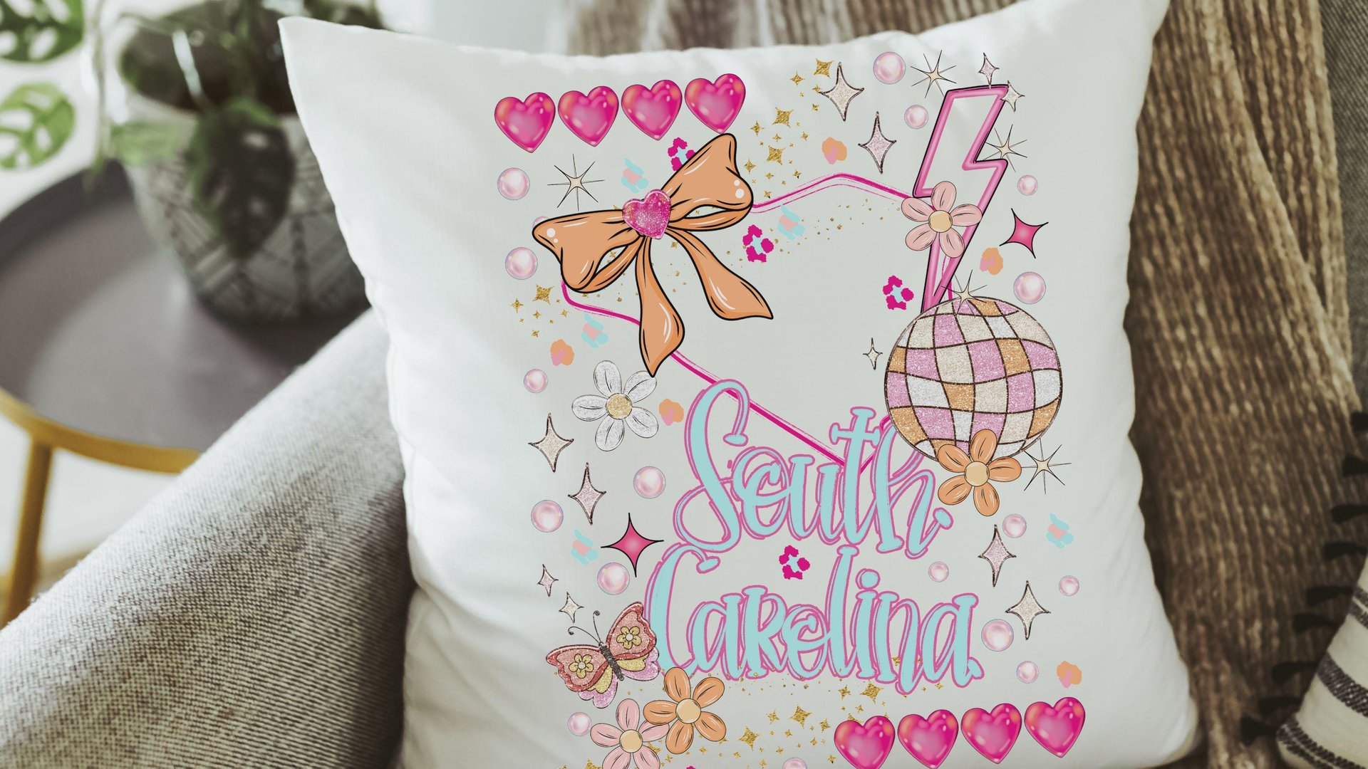 South Carolina decorative pillows for couch dorm decor for girls, South Carolina Christmas gifts for college girls, pink preppy hand towels