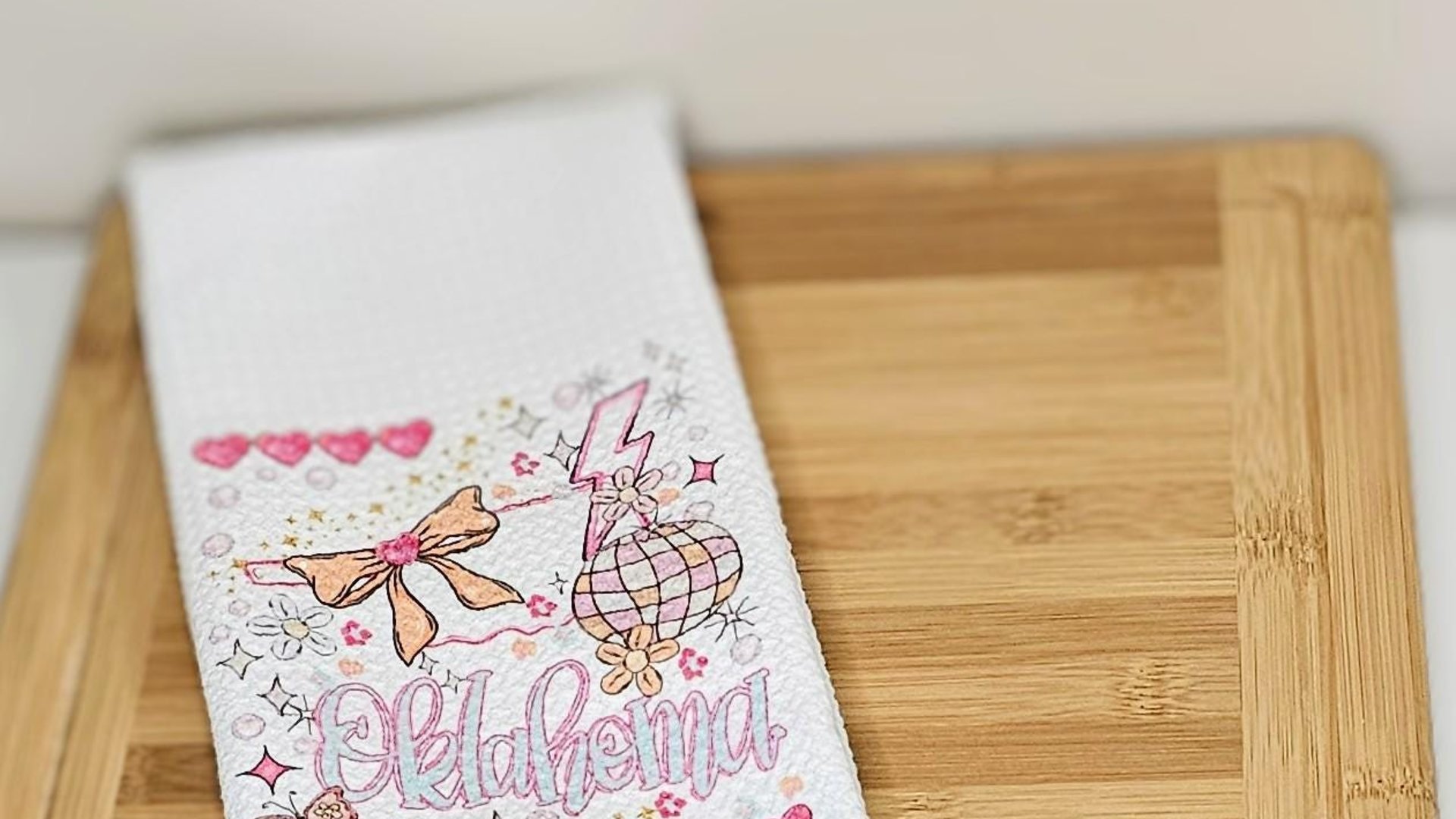 custom Oklahoma pillow for couch, pink preppy pillows for bed, Oklahoma gifts, coquette room decor, Oklahoma state throw pillow covers 18 x