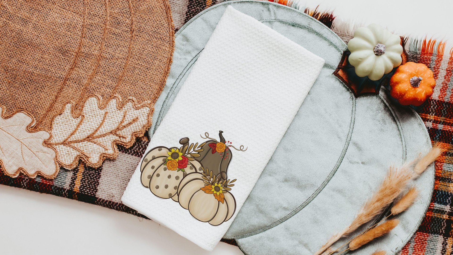 cream pumpkin kitchen towels fall kitchen decor, Thanksgiving hostess gifts for women, sunflower pumpkin hand towels for bathroom, brown