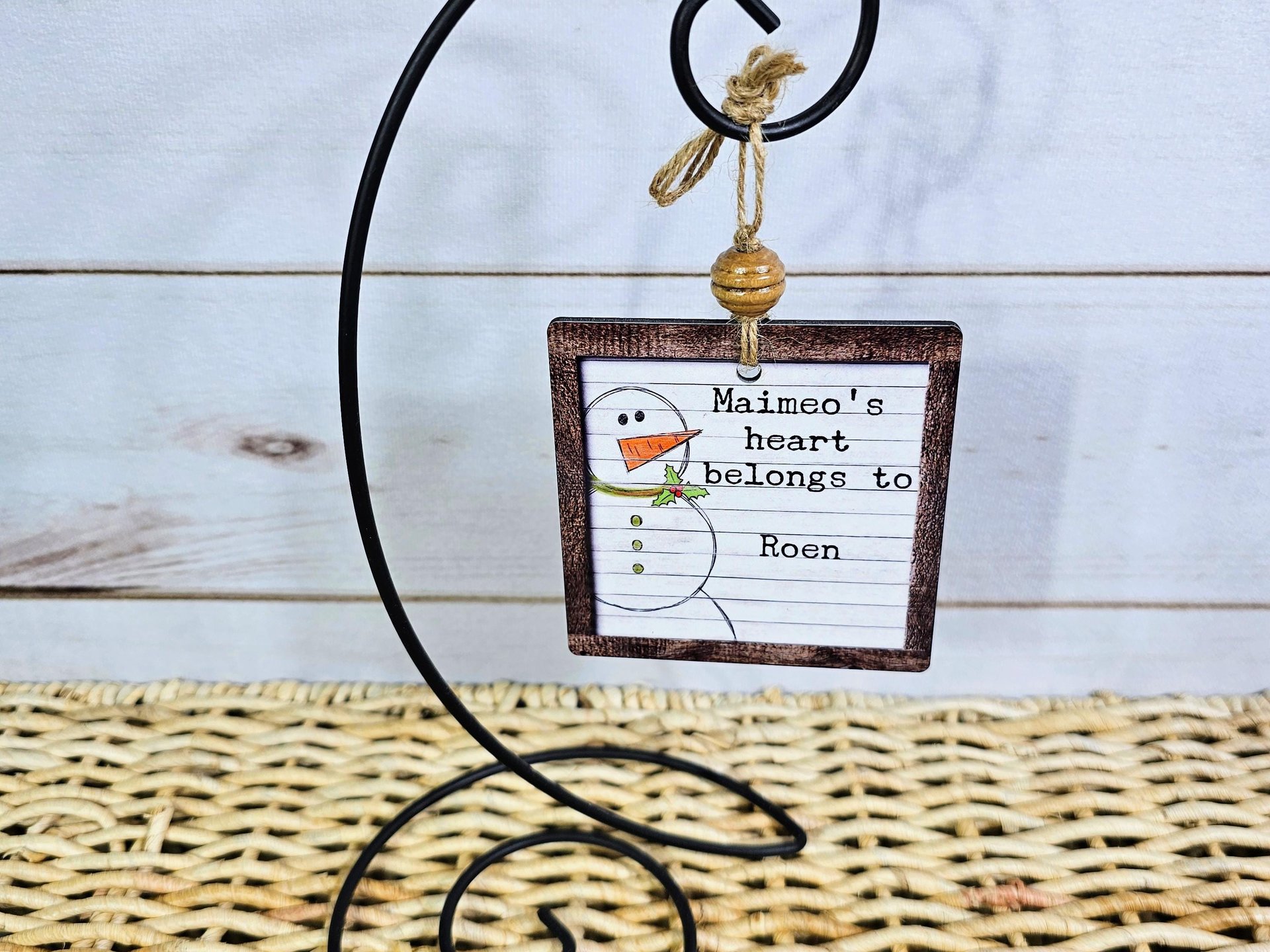 grandmas heart belongs to grandkids ornament snowmen ornaments personalized Christmas gifts for grandma, family ornament, stocking stuffers