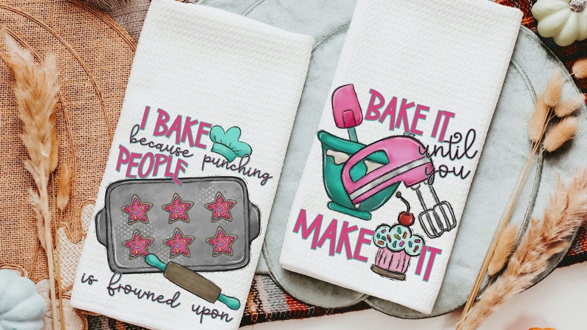 I bake because punching people is frowned upon towels, baking bridal shower kitchen gifts, funny baking kitchen towels, baker gift for women