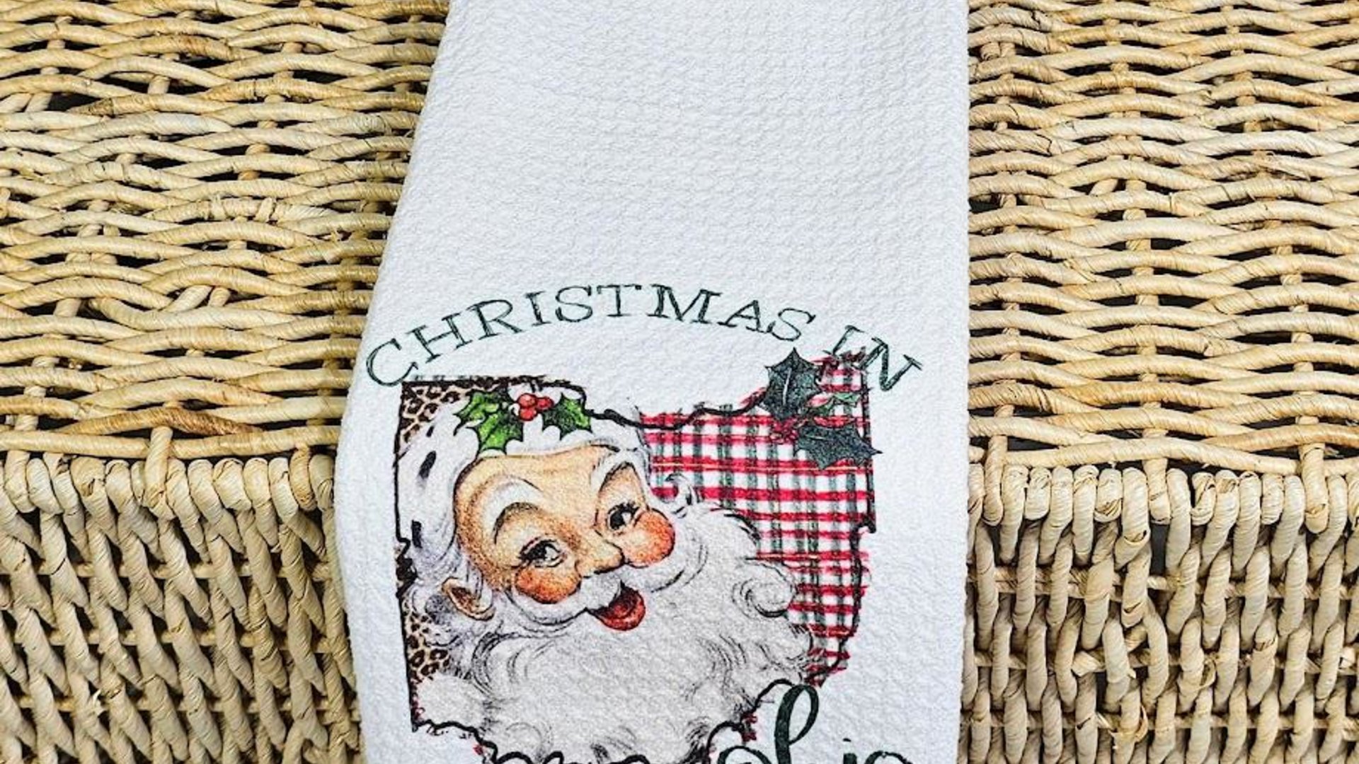 custom state Christmas throw pillows for sofa, Santa Claus Christmas kitchen towels, Columbus Ohio home decor Christmas gifts for neighbors