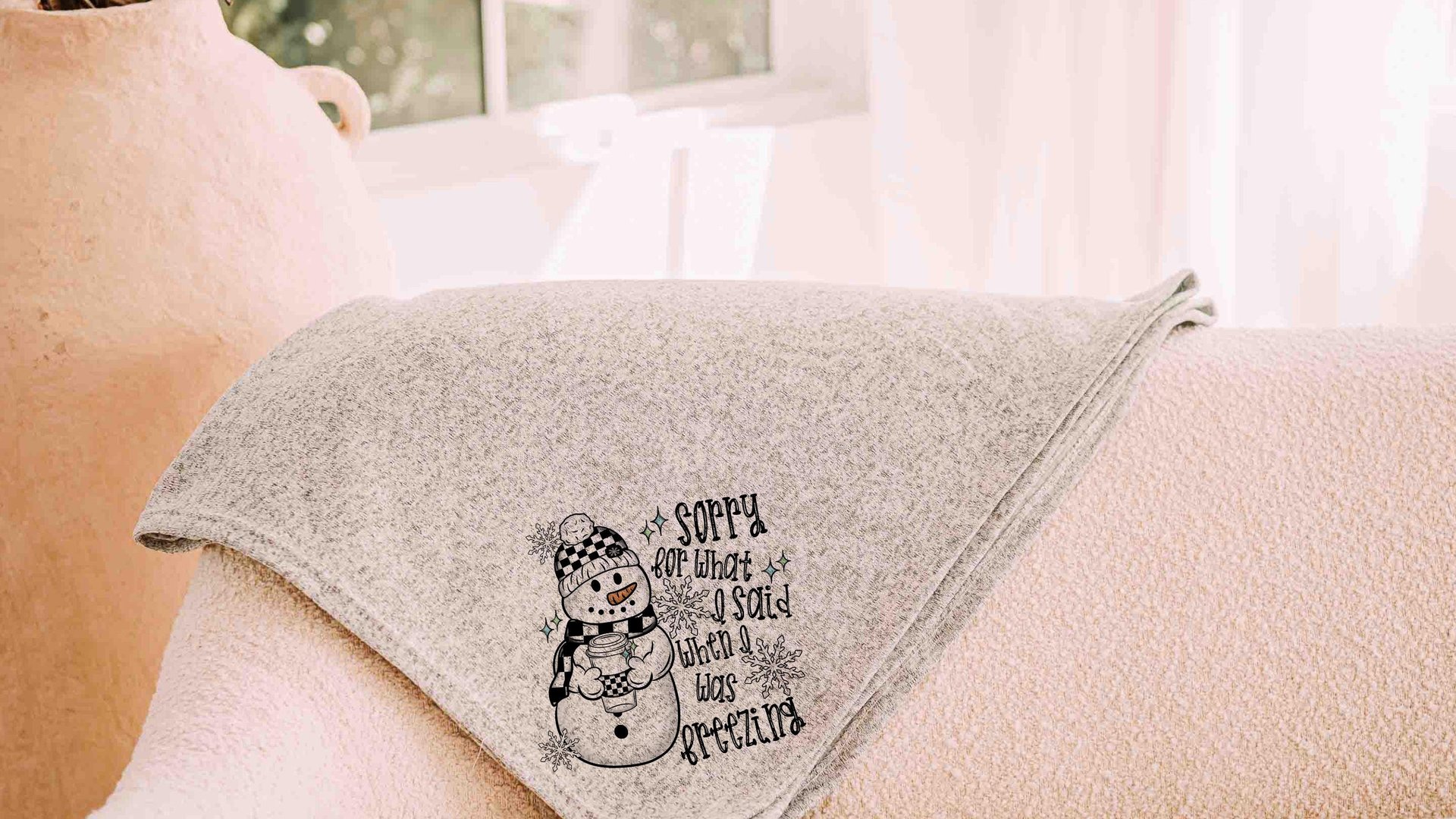 sorry for what I said it's cold outside snuggle blanket, cozy Christmas gifts for mom from daughter, funny throw blanket for bed, secret
