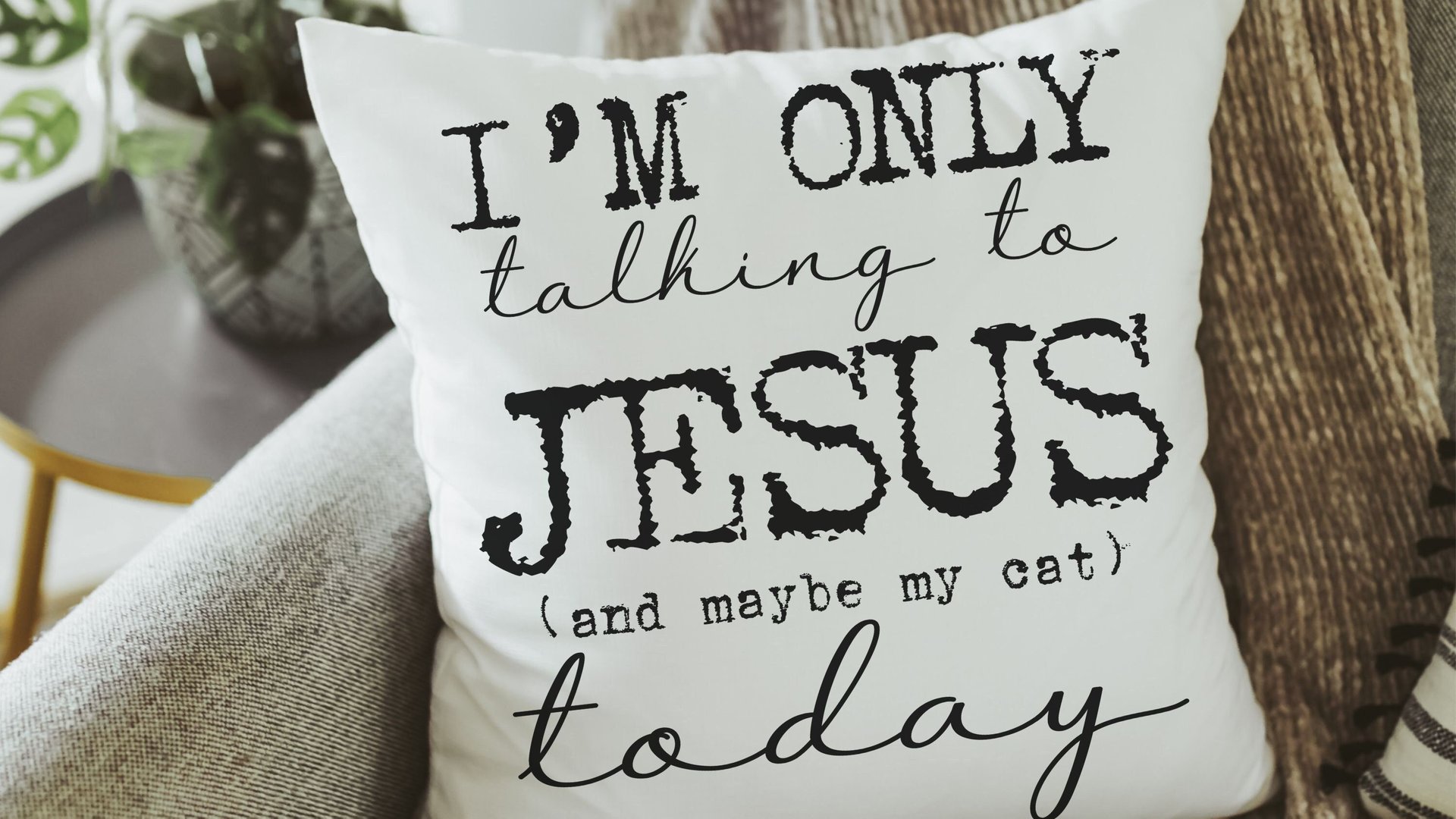 I'm only talking to Jesus today Christian throw pillow for chair, cute Christmas gifts for cat lovers, funny cat throw pillow covers 18x18