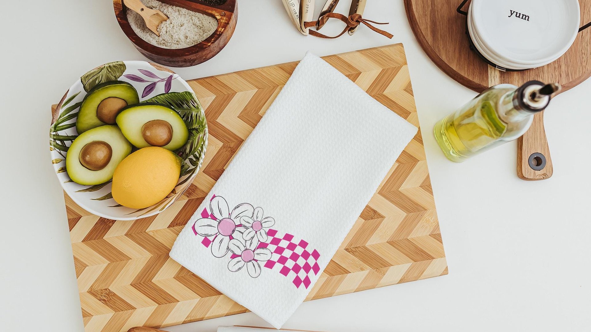 love like Jesus whimsical Christian kitchen towels, cute Christian gifts for sisters, pink checkered floral kitchen decor, faith kitchen