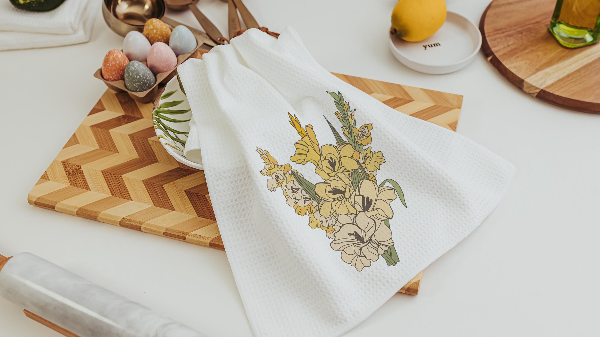 gladiolus flower throw pillow for bed, August birth month flower gifts for her, August birthday gifts for friend, yellow gladiolus kitchen