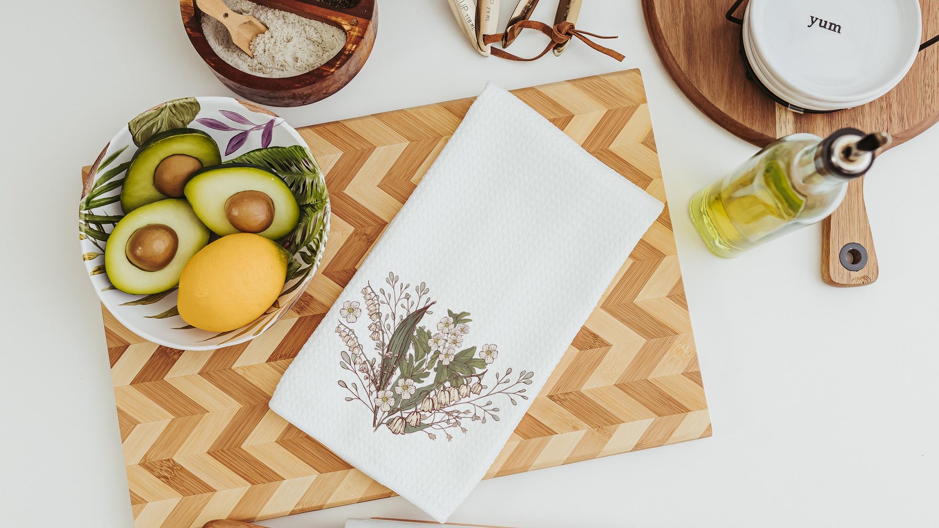 lily of the valley flower kitchen towel cottage kitchen decor, May birth flower gift for friend birthday gifts for her, hawthorn flower tea