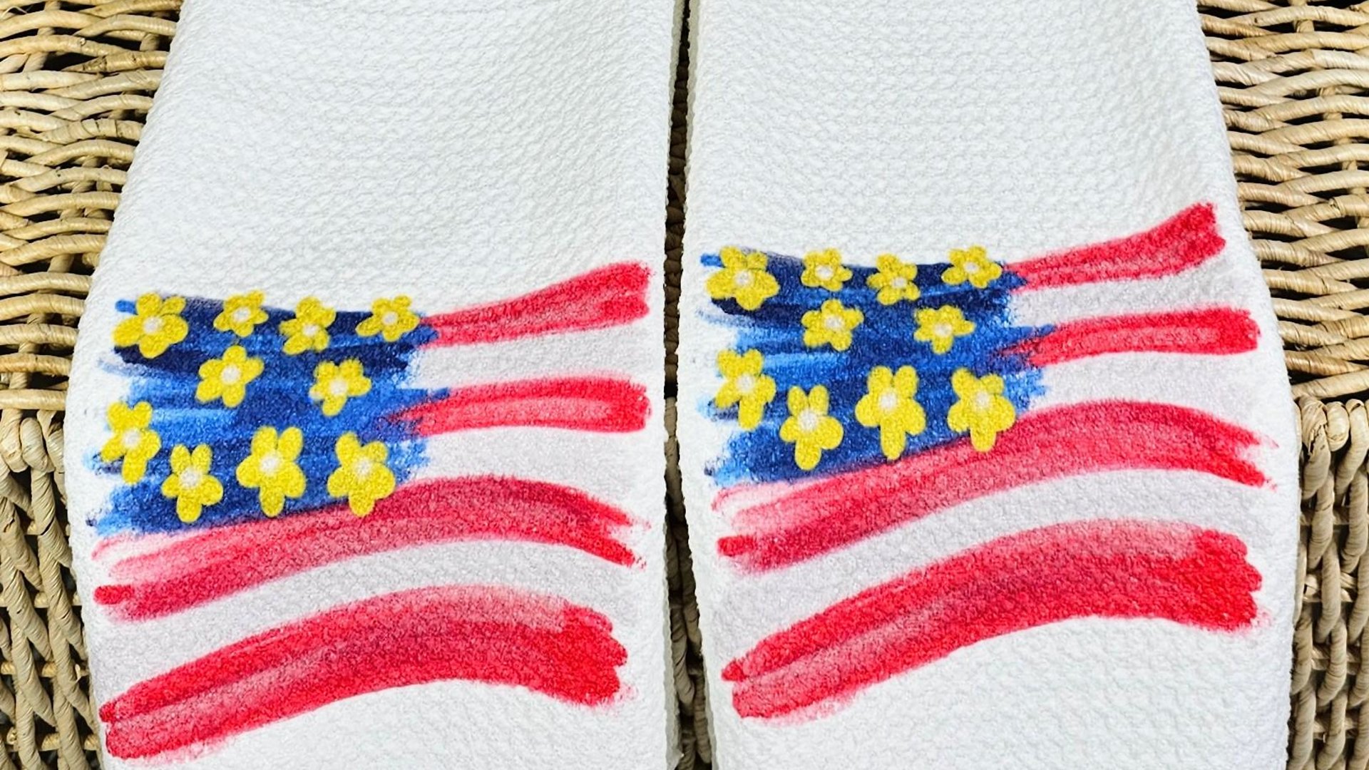 floral American flag kitchen towels, patriotic kitchen decor, 4th of July bridal shower gifts for bride, USA gifts, Independence day home