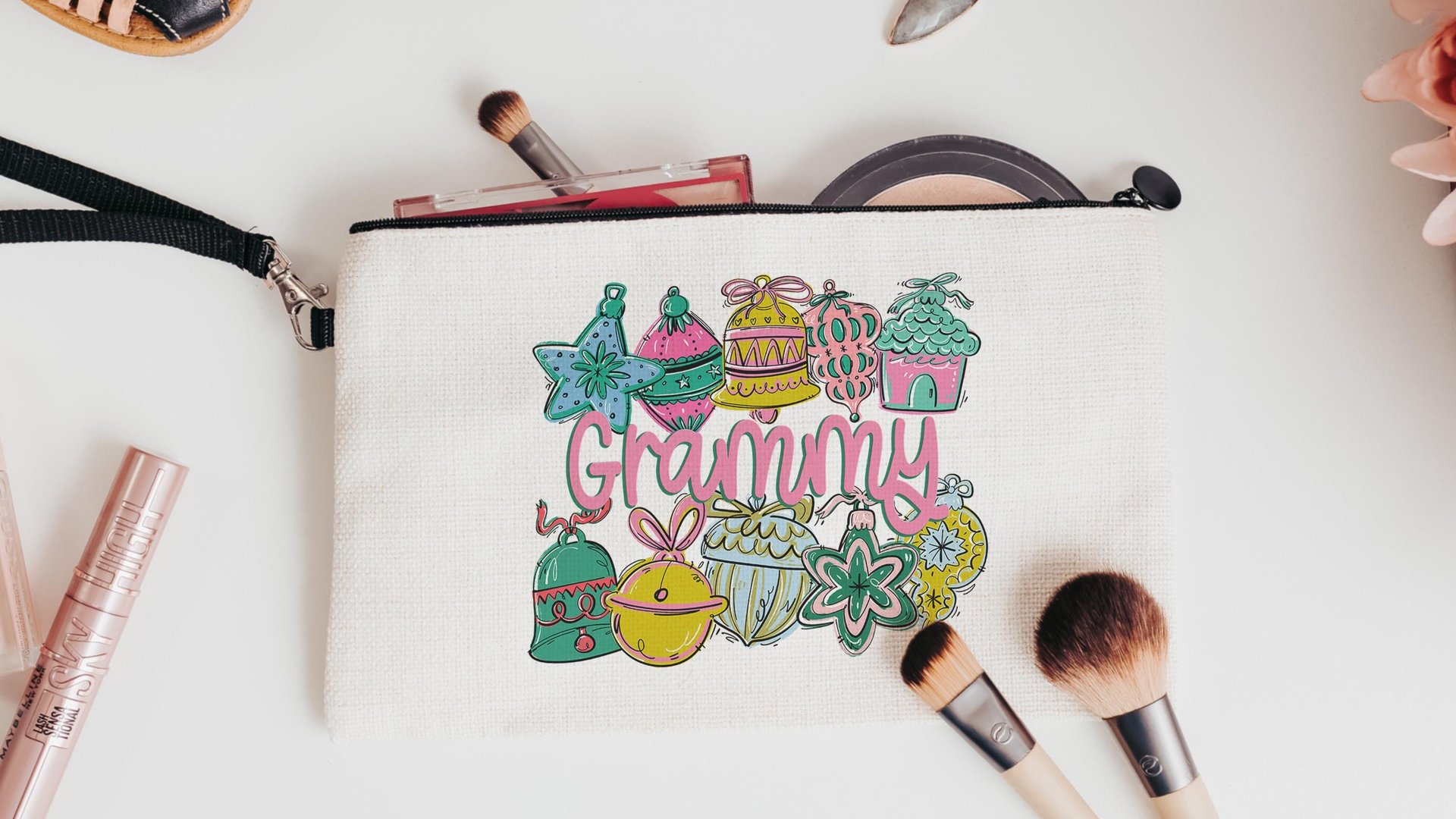 cute grammy tote bag for gift, grammy Christmas gifts for mother in law, whimsical Christmas tote bags for holding gifts, grammy to be gifts