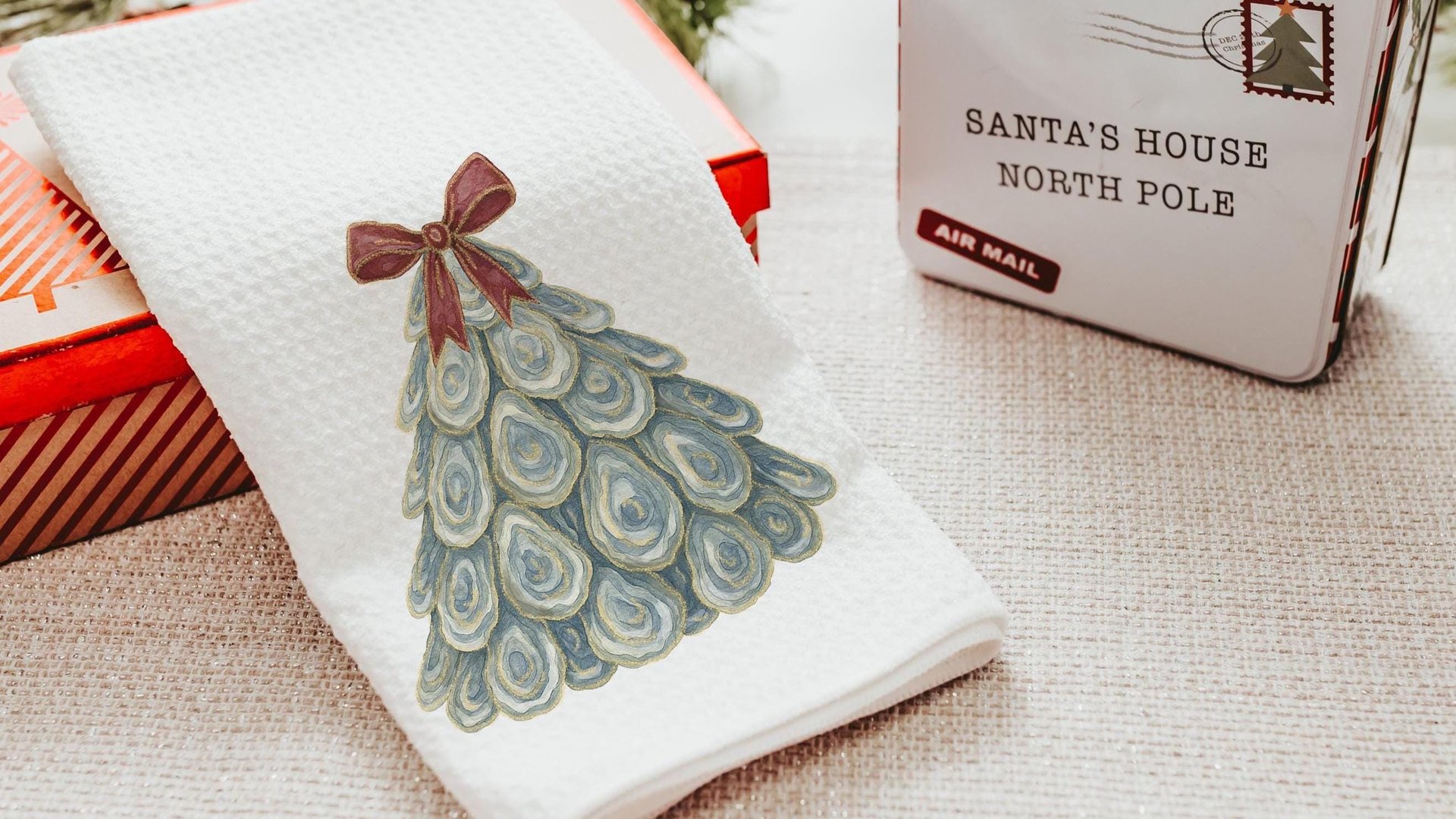 oyster shell Christmas tree ornament handmade, oyster Christmas ornament gift best sellers, trendy Christmas gifts for beach lovers, coastal