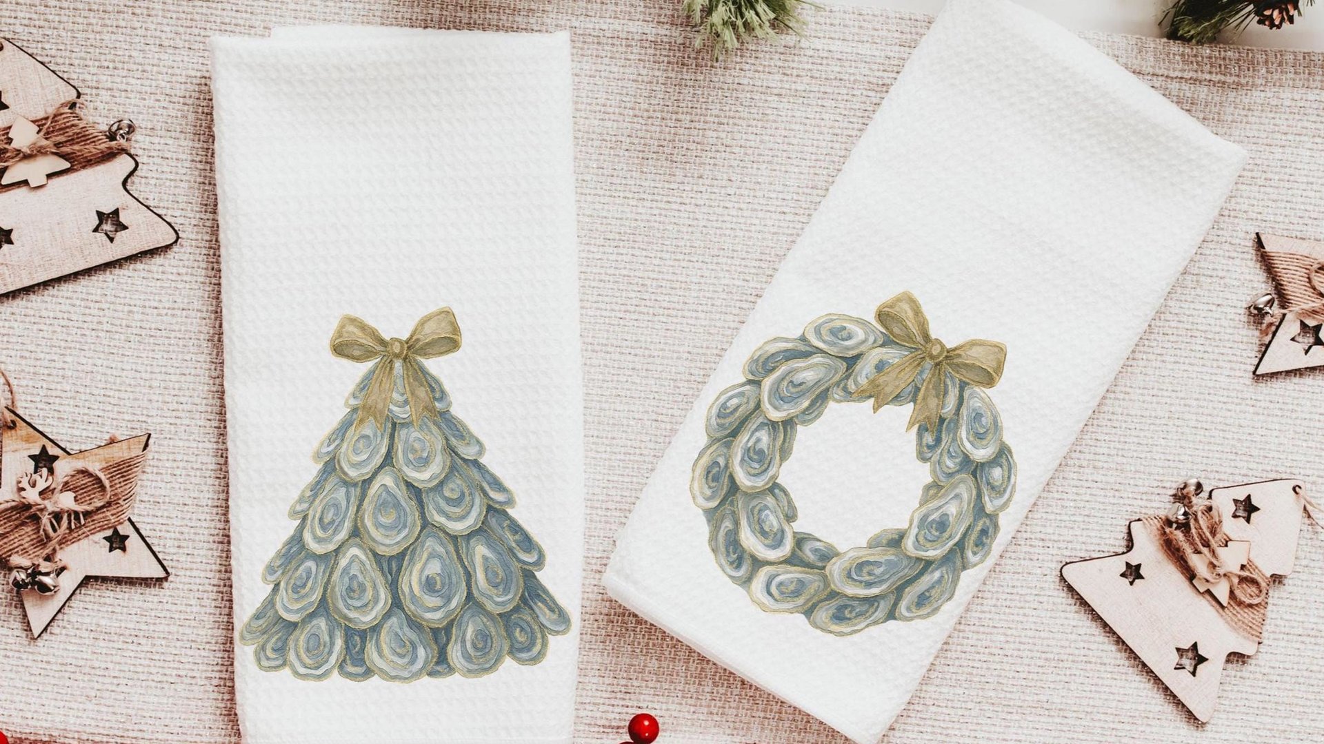 oyster shell Christmas tree kitchen towels for winter, oyster Christmas home decor gifts for Mom, oyster shell Christmas wreath hand towels