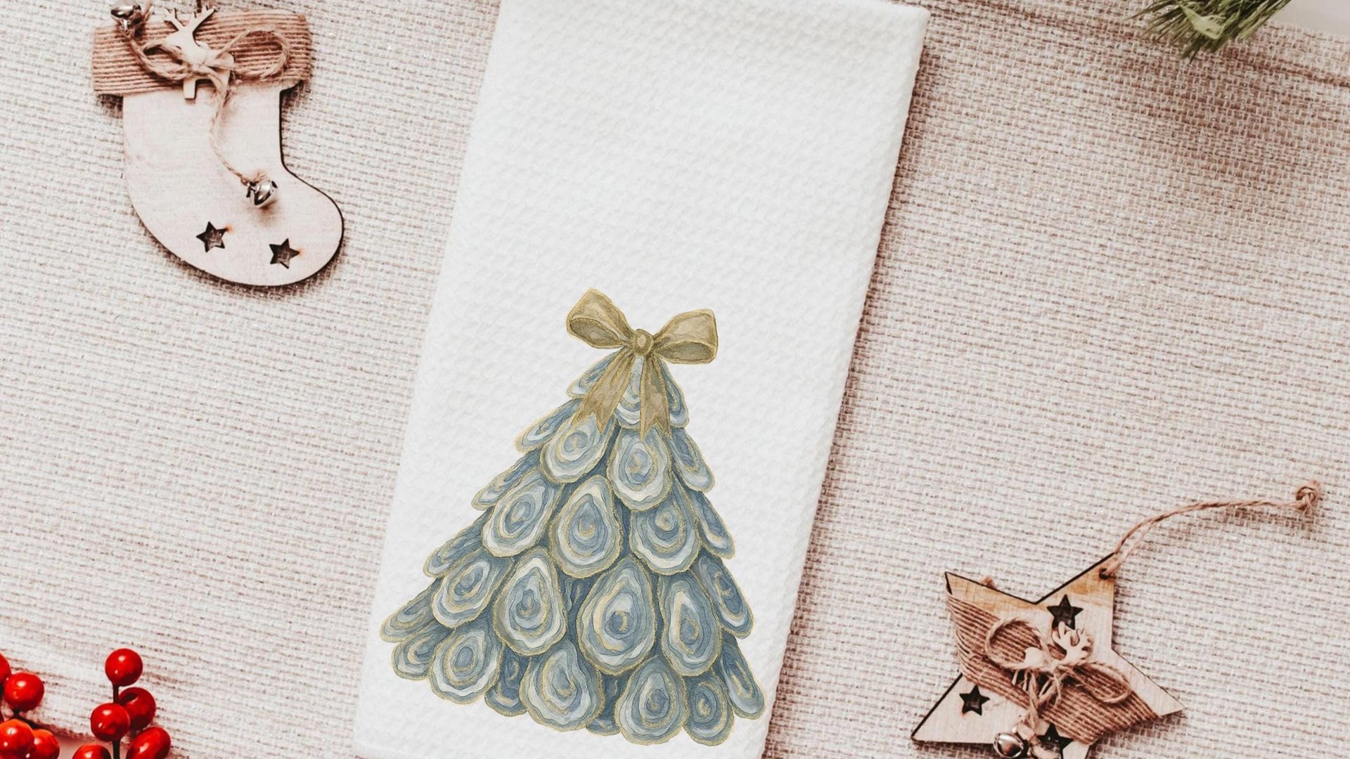 oyster shell Christmas tree ornament handmade, oyster Christmas ornament gift best sellers, trendy Christmas gifts for beach lovers, coastal