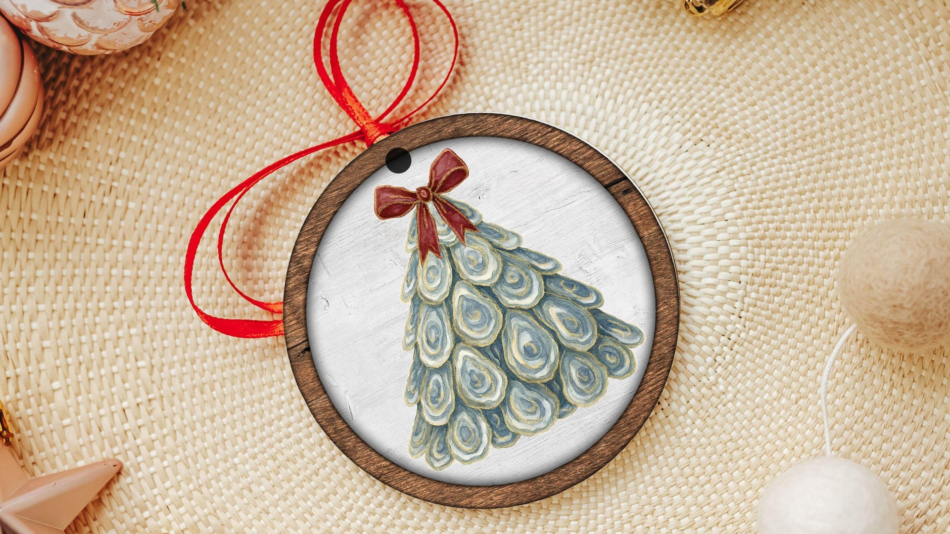 oyster shell Christmas tree ornament handmade, oyster Christmas ornament gift best sellers, trendy Christmas gifts for beach lovers, coastal