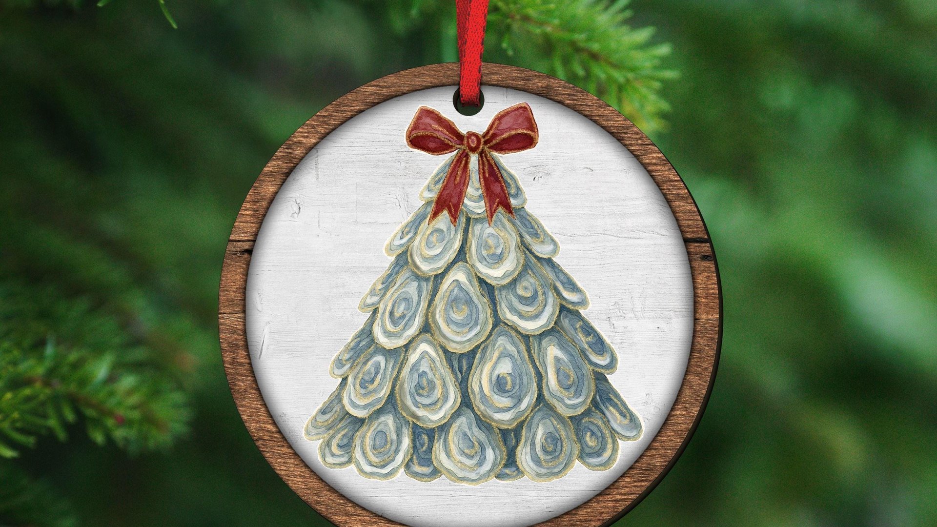 oyster shell Christmas tree ornament handmade, oyster Christmas ornament gift best sellers, trendy Christmas gifts for beach lovers, coastal
