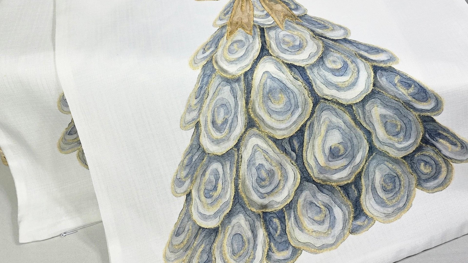 oyster shell Christmas tree kitchen towels for winter, oyster Christmas home decor gifts for Mom, oyster shell Christmas wreath hand towels