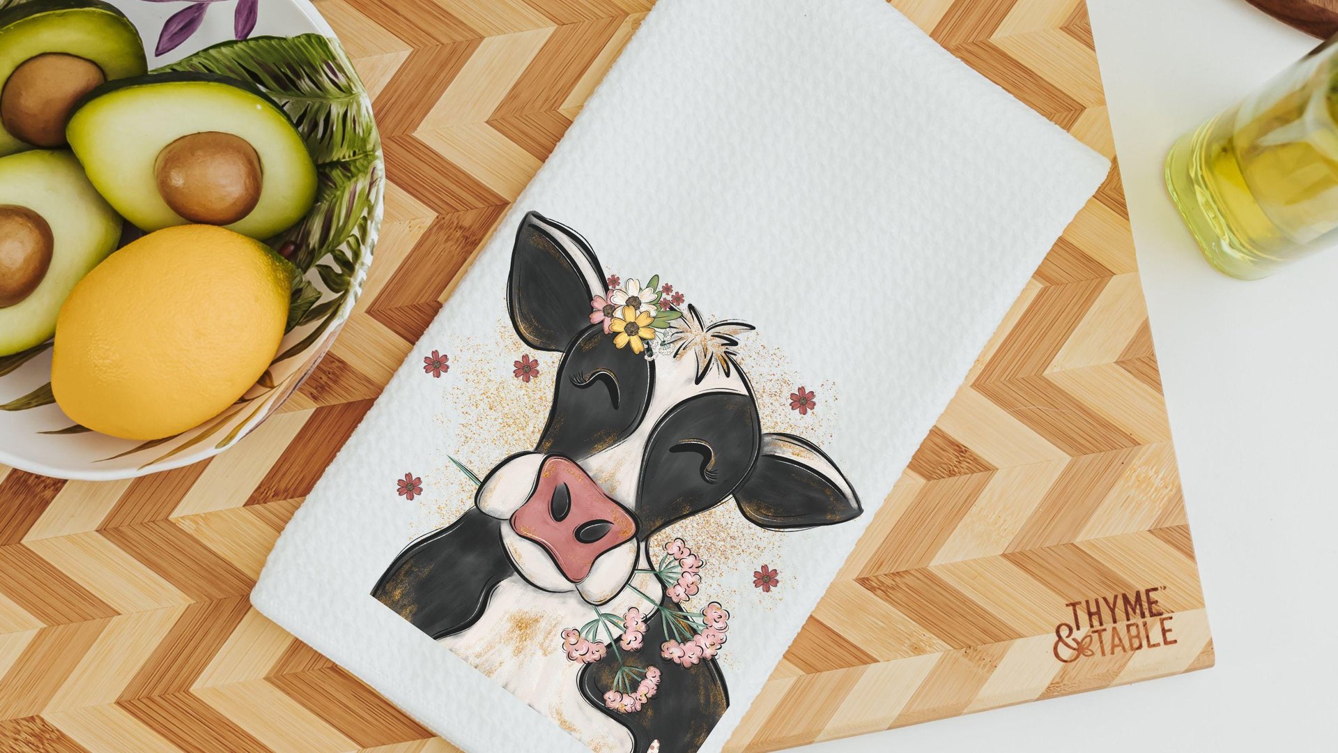 floral cow hand towels for bathroom, cute cow gifts for cow lovers, farm kitchen towels for daughter, spring kitchen gift for friend, best