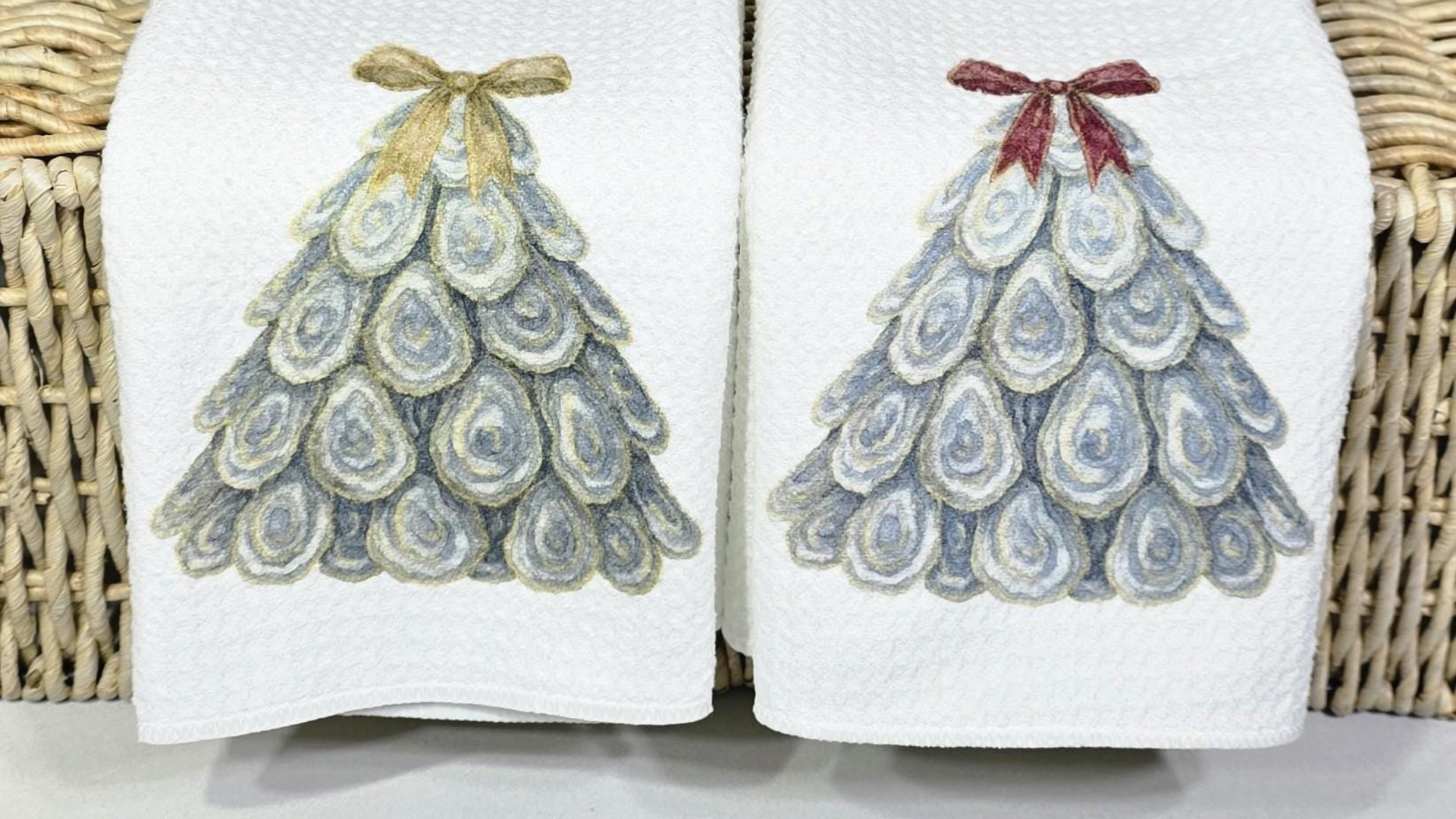 oyster shell Christmas tree kitchen towels for winter, oyster Christmas home decor gifts for Mom, oyster shell Christmas wreath hand towels