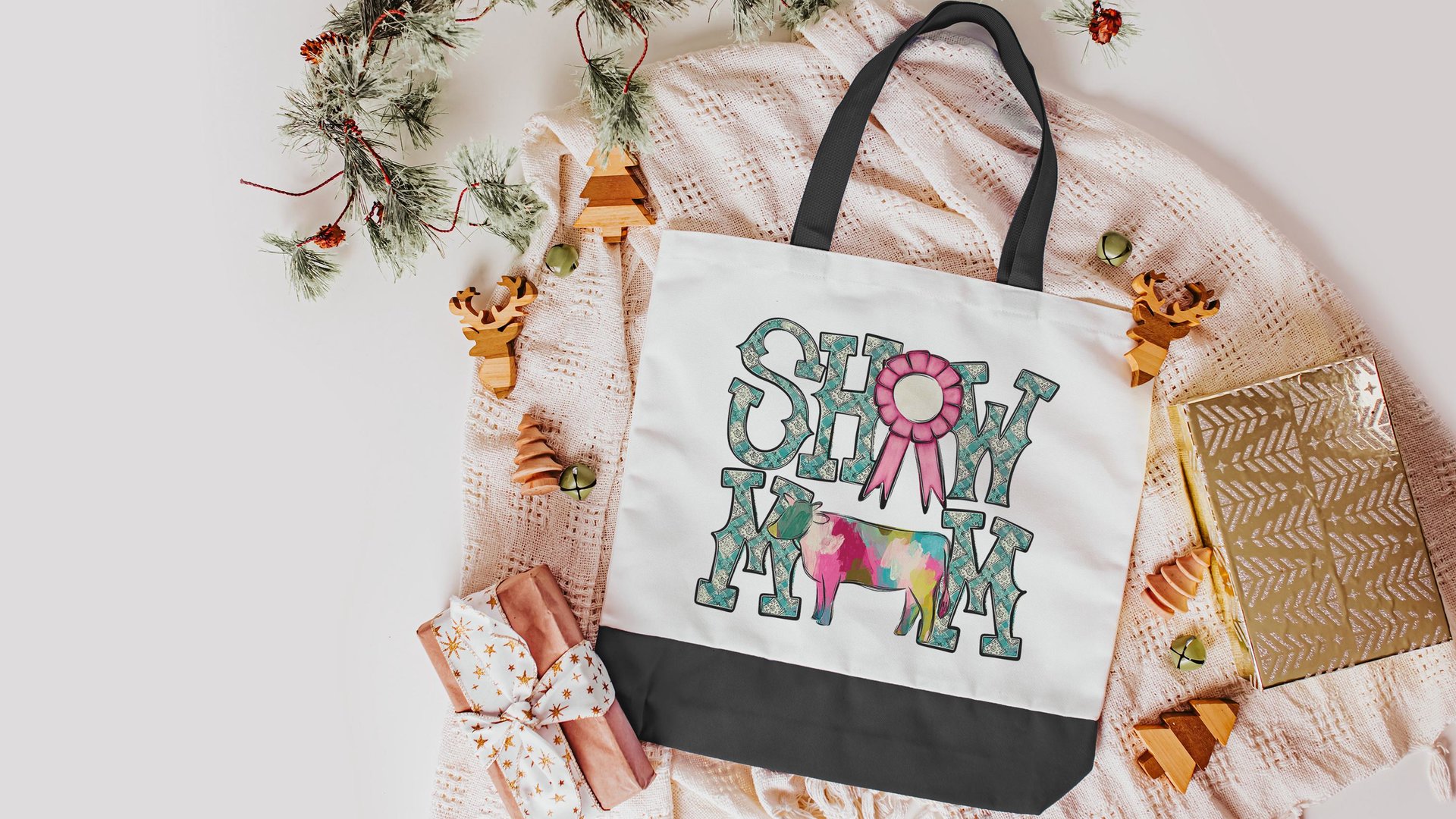show mom cow tote bags for women, country girl gifts, farmers market bag, cow farmer Xmas gifts for farmers, Hereford cow gifts for cow
