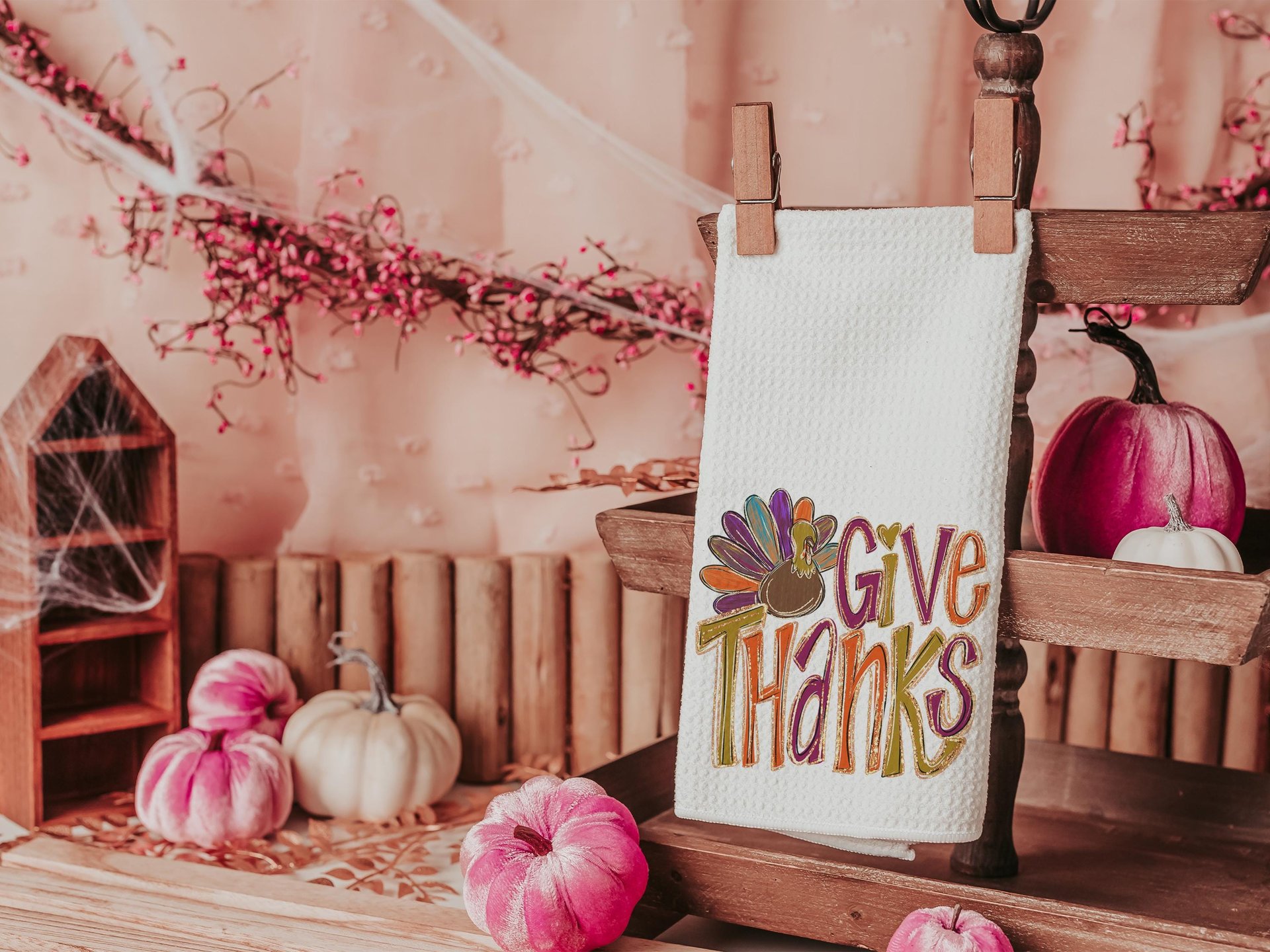 Give thanks Thanksgiving kitchen towels 