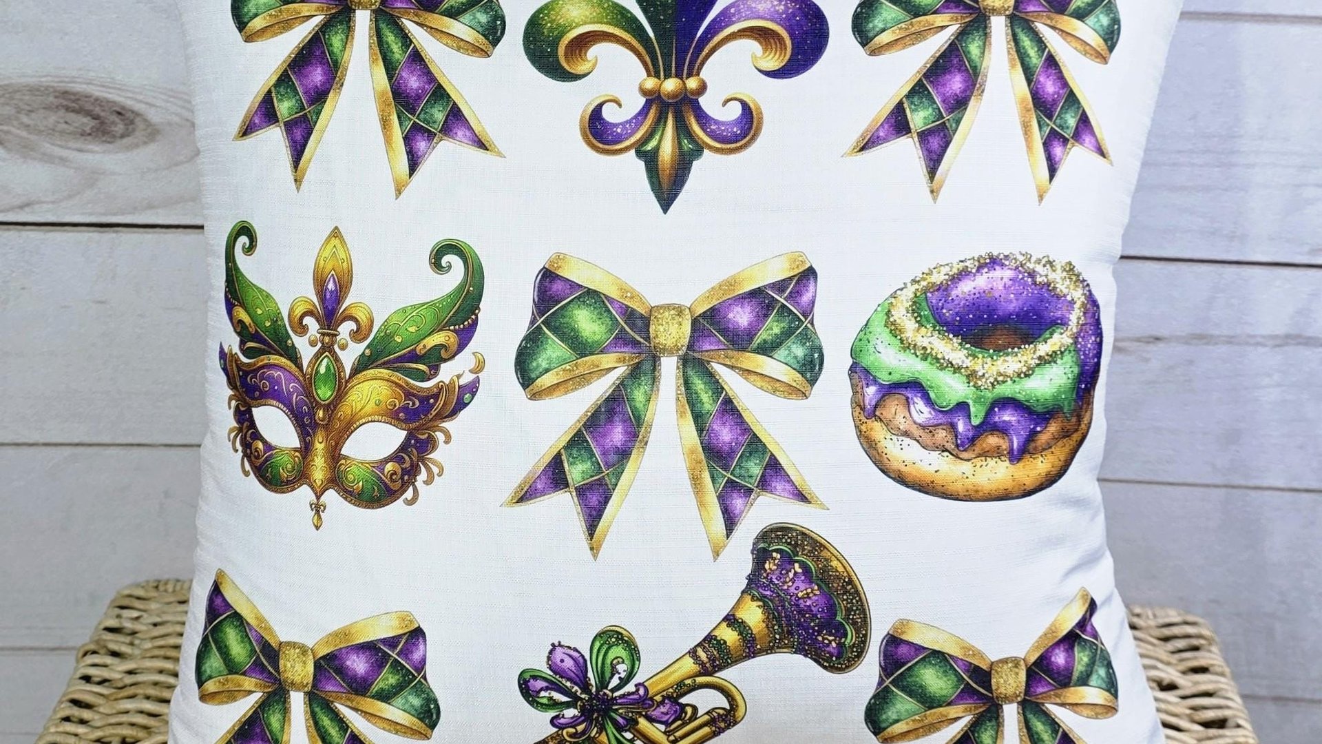 Mardi Gras throw pillow for green couch, Fat Tuesday decorative pillow cover 18x18, king cake pillow for realtors, Louisiana gifts for women