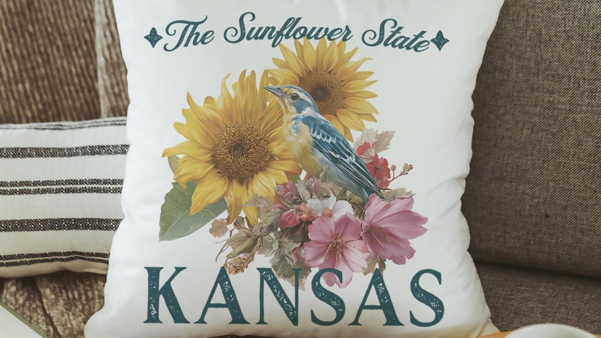 Michigan state bird throw pillows for couch floral Michigan state flower decorative pillows for sofa, Michigan gifts for women, real estate